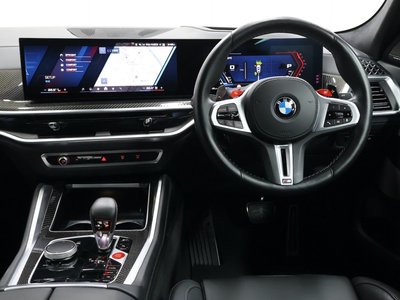 صورة 42 لـ 2023 BMW X6 M