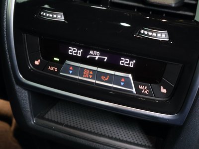 صورة 37 لـ 2023 BMW X6 M