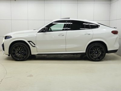 صورة 24 لـ 2023 BMW X6 M