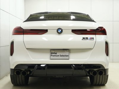 صورة 28 لـ 2023 BMW X6 M