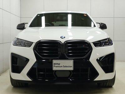 صورة 21 لـ 2023 BMW X6 M