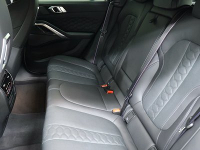صورة 34 لـ 2023 BMW X6 M