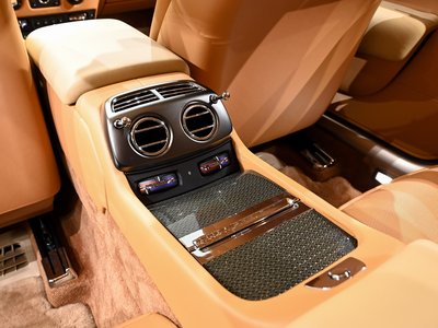 صورة 26 لـ 2021 ROLLS-ROYCE WRAITH