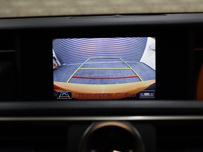 2016 Lexus RC F thumbnail 35