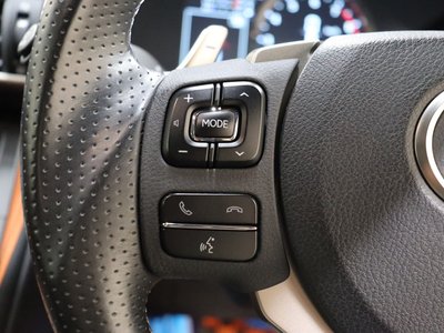 2016 Lexus RC F thumbnail 30
