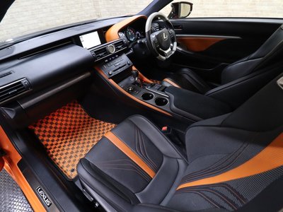 2016 Lexus RC F thumbnail 26