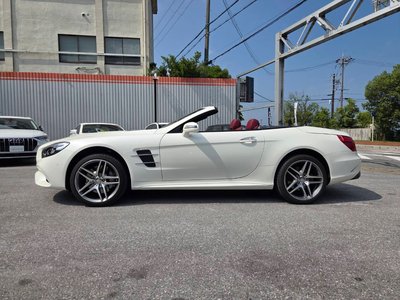 2019 Mercedes-BENZ SL thumbnail 32