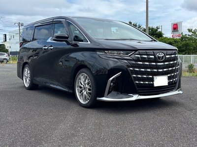 2025 Toyota ALPHARD — фото 2