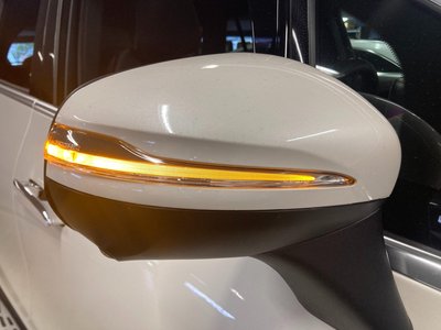 2023 Mercedes-BENZ EQE thumbnail 51
