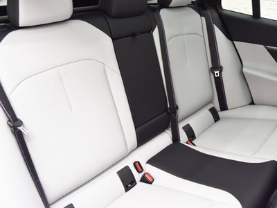 صورة مصغرة 25 لـ 2025 BMW M5 TOURING