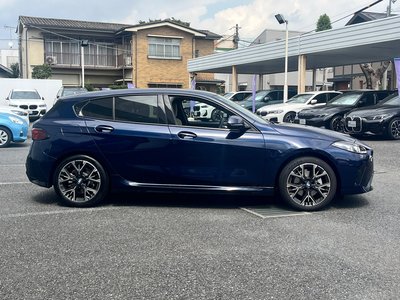 2026 BMW 1 SERIES thumbnail 21