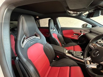 صورة 10 لـ 2021 Mercedes-BENZ A-CLASS AMG