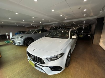 صورة 13 لـ 2021 Mercedes-BENZ A-CLASS AMG