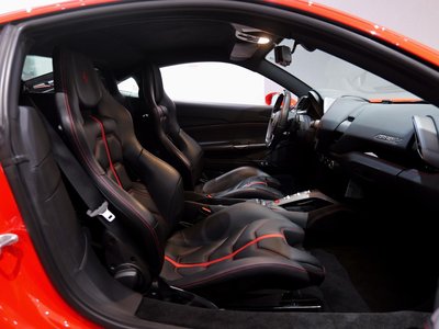 2016 Ferrari 488 GTB 照片 11