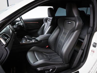 صورة 5 لـ 2018 BMW M4 COUPE