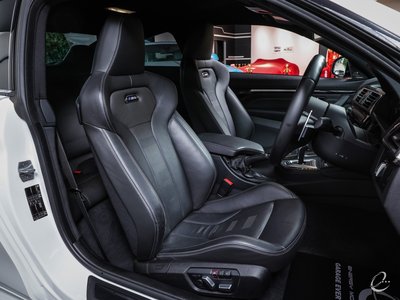 صورة 4 لـ 2018 BMW M4 COUPE