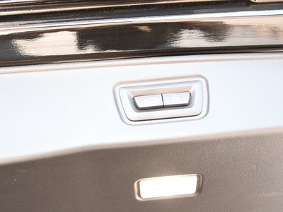 صورة 18 لـ 2024 BMW 5 SERIES TOURING