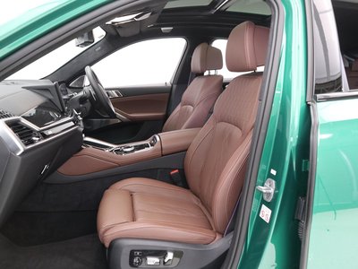 صورة 13 لـ 2024 BMW X6