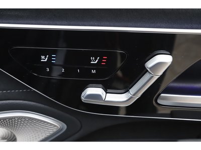 2023 Mercedes-BENZ EQS thumbnail 34