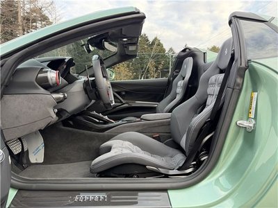صورة مصغرة 39 لـ 2021 Ferrari 812 GTS