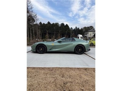 صورة مصغرة 21 لـ 2021 Ferrari 812 GTS