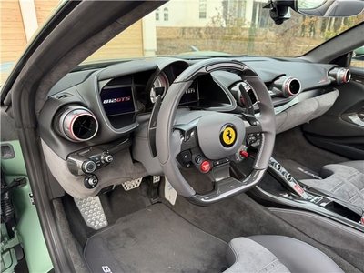 صورة مصغرة 4 لـ 2021 Ferrari 812 GTS