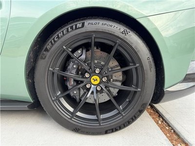 صورة مصغرة 5 لـ 2021 Ferrari 812 GTS