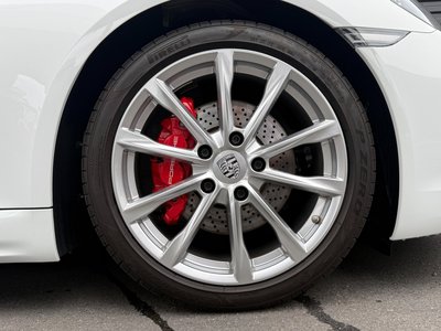 2021 Porsche 718 photo 4