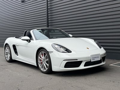 2021 Porsche 718 photo 14