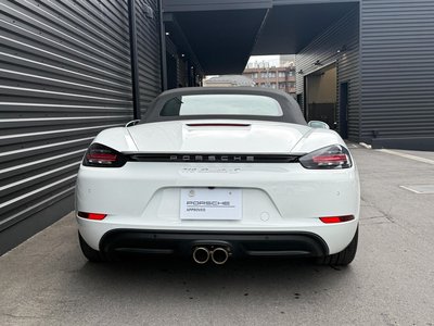 2021 Porsche 718 photo 9