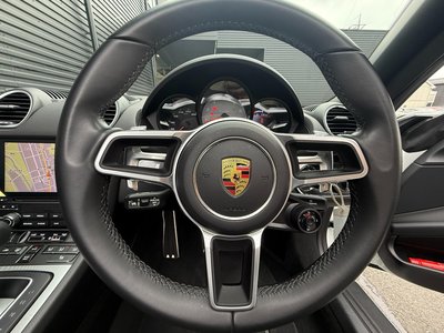 2021 Porsche 718 thumbnail 22