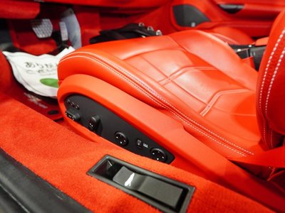 2019 Ferrari 488 SPIDER — миниатюра 32