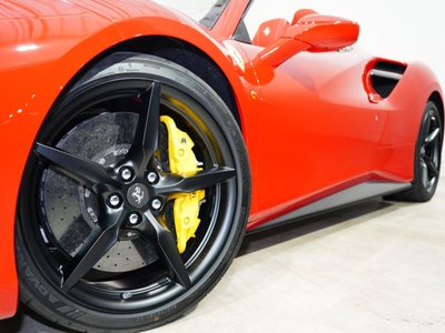 2019 Ferrari 488 SPIDER — миниатюра 21