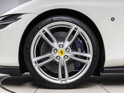 صورة 26 لـ 2021 Ferrari ROMA