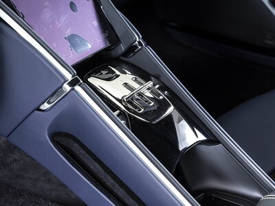 صورة 14 لـ 2021 Ferrari ROMA