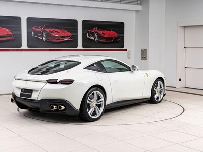 صورة 32 لـ 2021 Ferrari ROMA