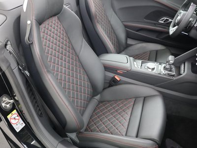 صورة 27 لـ 2021 AUDI R8 SPYDER