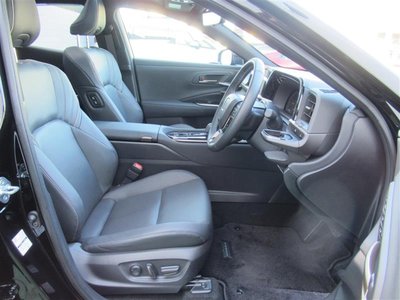 صورة 9 لـ 2025 Toyota CROWN SPORT