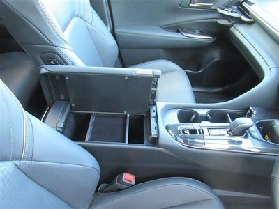 صورة 11 لـ 2025 Toyota CROWN SPORT