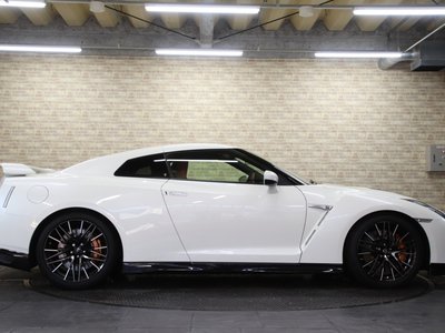 2019 Nissan GT-R 照片 9