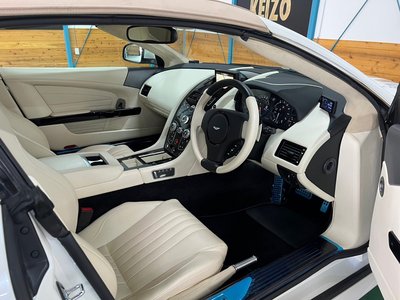 2016 Aston Martin DB9 VOLANTE 照片 14
