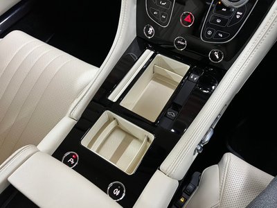 2016 Aston Martin DB9 VOLANTE 照片 21