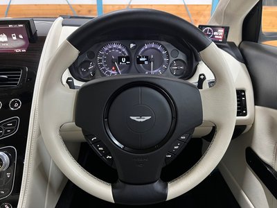 2016 Aston Martin DB9 VOLANTE 照片 15