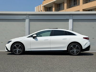 2023 Mercedes-BENZ EQE photo 6