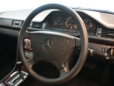 1993 Mercedes-BENZ M-CLASS 照片 4