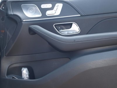 2025 Mercedes-BENZ GLE photo 13