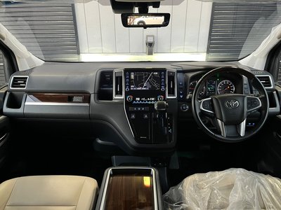 صورة 2 لـ 2020 Toyota GRAND ACE