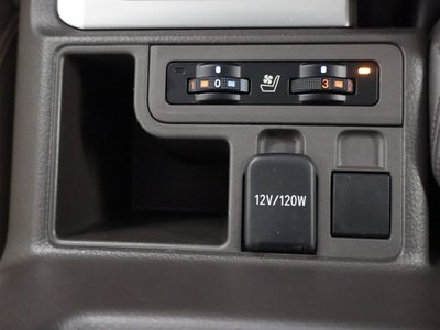 صورة 13 لـ 2023 Toyota LAND CRUISER PRADO