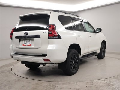 صورة 3 لـ 2023 Toyota LAND CRUISER PRADO
