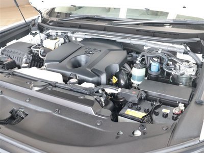 صورة 33 لـ 2023 Toyota LAND CRUISER PRADO